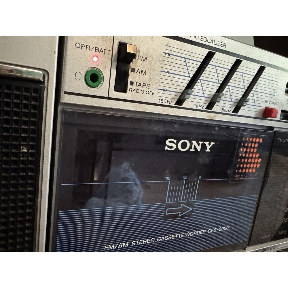 Sony CFS-3000 Stereo Boombox 1980s Tape Cassette AM/FM Radio Excellent Working